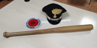 Lite a pranzo tra 40enni: lo manda all’ospedale con mazza da baseball