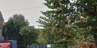 Cittadino allarmato per un furto, ma è il vicino che ripara l’auto