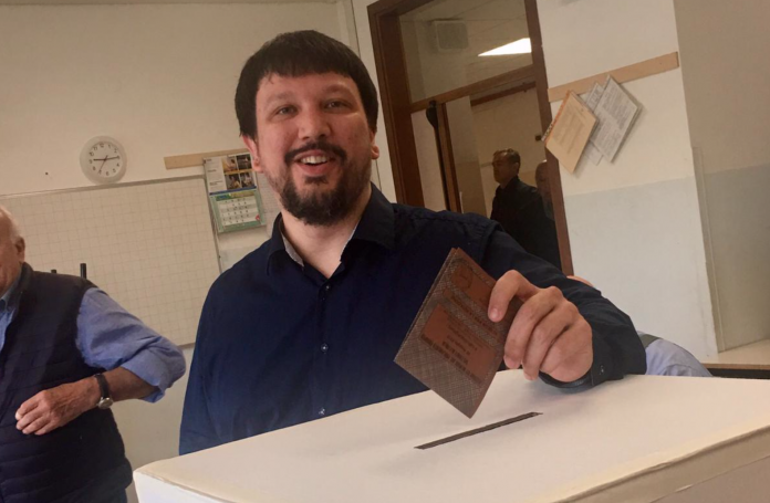 Dopo sentenza della Cassazione per Mimmo De Carli stop ai negozi Dopo sentenza della Cassazione per Mimmo De Carli stop ai negozi