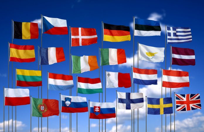 Le bandiere degli stati dell'Unione europea