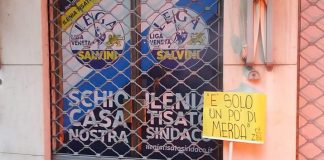 Letame davanti la sede della Lega per l’arrivo di Matteo Salvini, protesta del Centro sociale Arcadia: “Schio è antifascista”