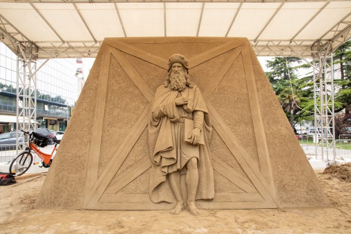 2019-06-03_5cf507967db1b_SculturediSabbia2019-Leonardoelanatomiaumana-DavidDucharme-SD