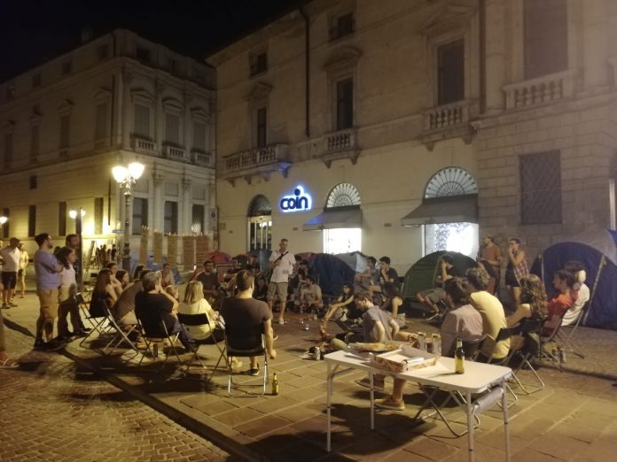 Accampada in Piazza Castello, Vicenza 14-06-2019