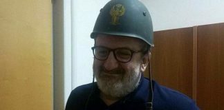 Autonomia del Veneto? Michele Emiliano dalla Puglia: “pronti alla guerra civile” autonomia Emiliano elmetto