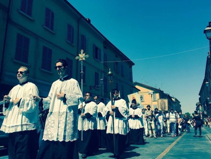 Processione Reggio Emilia giugno 2017