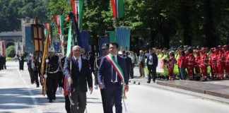 Festa della Repubblica, il saluto del sindaco alle celebrazioni in viale Roma