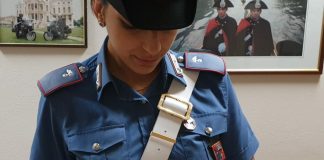 Diverbio per una mancata precedenza stradale, 32enne estrae pistola e minaccia marocchino Pistola sequestrata