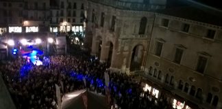 Folla in centro a Vicenza per la tre giorni di “Notte Bianca”. Chiusura con incognita maltempo Notte Bianca, piazza dei Signori e corso Palladio
