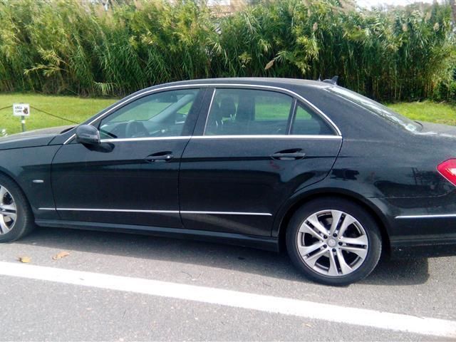 Mercedes E 200 con contakm manomesso, Carabinieri denunciano una triestina (foto di archivio)