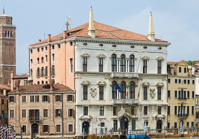 Palazzo Balbi piano rifiuti veneto