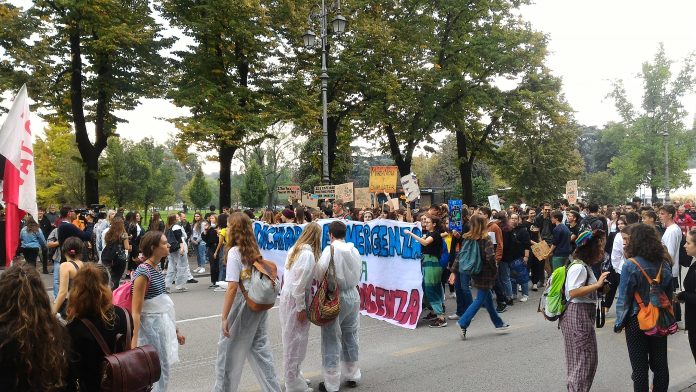 studenti in lotta per il clima a Vicenza