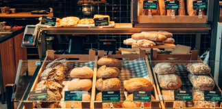 “Pane in piazza a Mestre” col convegno “Il pane nelle religioni” Pane invenduto