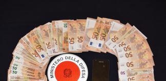 Spaccio di stupefacenti in concorso, Carabinieri di Bassano: arrestati due fratelli bassanesi a seguito operazione “Good Guys 2019” Stupefacenti e soldi sequestrati dai Carabinieri (foto di archivio)