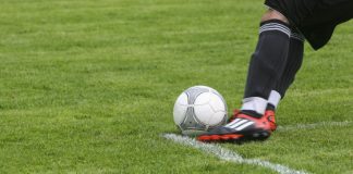 Campo da calcio di via Alleghe, il Comune cerca il gestore dell’impianto