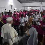 Papa Francesco in Mozambico: nei video e nelle parole il coraggio di scrivere una nuova pagina di storia