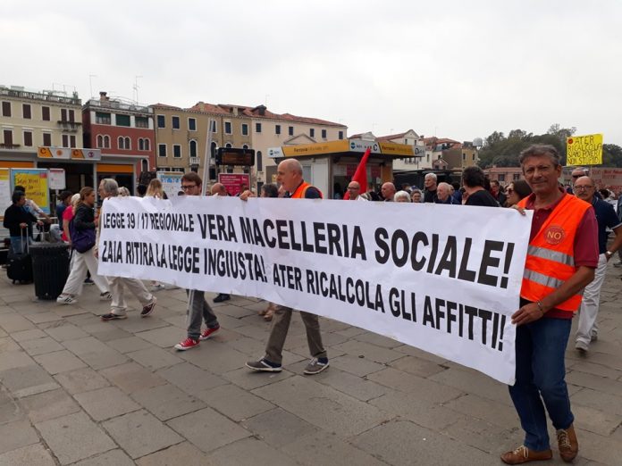 Una manifestazione del Coordinamento Inquilini Case Popolari di Vicenza