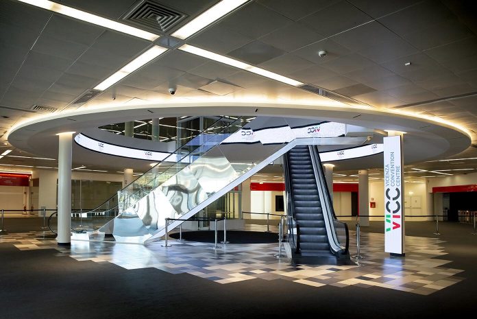 Ieg: foyer del Vicenza Convention Center