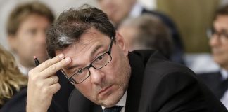 Risparmiatori truffati da BPVI e Veneto Banca, Guidolin-Cappelletti-Bortolotto (M5S): “Autogol di Giorgetti. Gli indennizzi devono essere corrisposti interamente” risparmiatori Giancarlo Giorgetti commissione d'inchiesta sul sistema bancario
