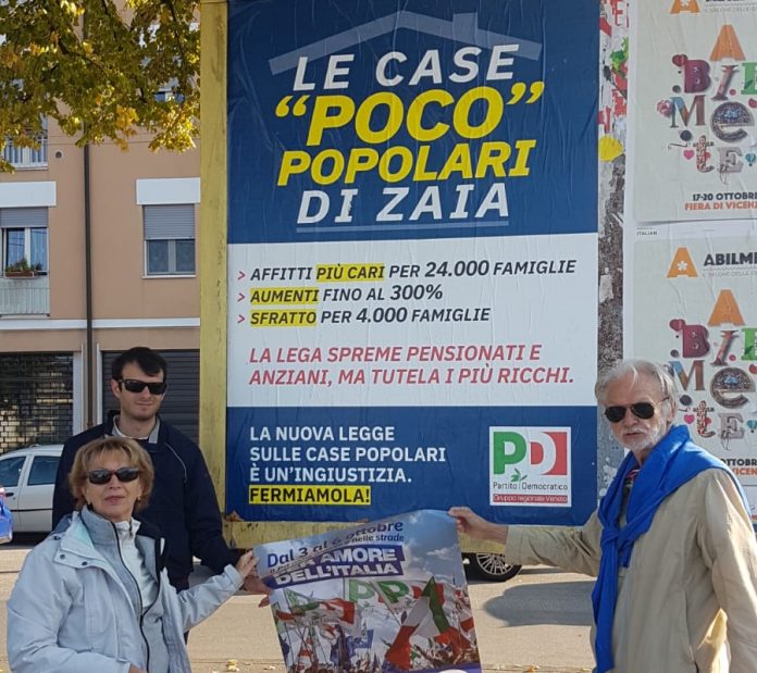 Il consigliere comunale Rolando con esponenti del PD cittadino al Gazebo in Piazza del Mercato Nuovo