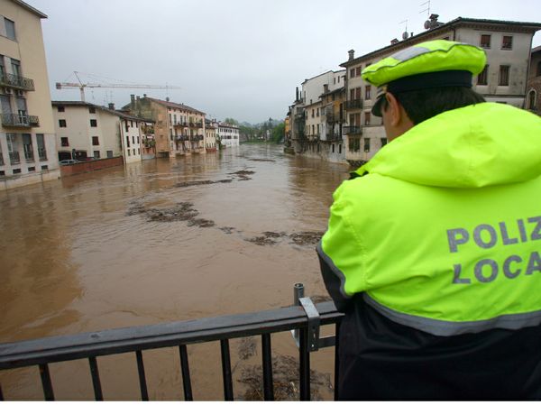 Vicenza convive col timore di piene del Bacchiglione