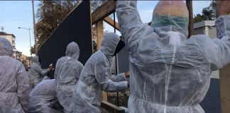 Cantiere supermercato a San Felice, blitz attivisti e recinzione smontata: “moratoria cemento” Blitz al cantiere san felice