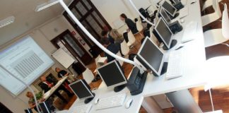 Concorsi, pubblicato un bando per due posti da addetto stampa