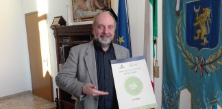 Lonigo è ancora Comune “Rifiuti Free”, differenzia oltre il 65%. Restello: “grande soddisfazione” Lonigo, sindaco Restello