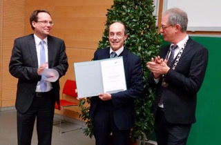 Il prof. Alessio Zaccaria alla cerimonia del conferimento della laurea honoris causa