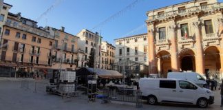 “Il Capodanno di Vicenza”, allestito il grande palco in piazza dei Signori