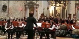 Tradizionale Concerto di Natale dopo le ferite di Pellestrina con la voce degli studenti: il video