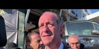 Sicurezza stradale, campagna Regione e appello Zaia: “auto incidentate fuori da discoteche e informazione sui social”