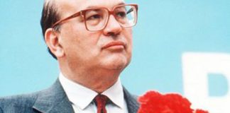 A colpi di Arnò | 19 gennaio 2000, venticinque anni dopo: Bettino Craxi, lo statista “condannato” (anche) all’oblio. I politici di oggi lo valgono? Bettino Craxi