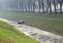 Park “gratuito” lungo il fiume e smog alle stelle per la “Stria” auto fiume smog