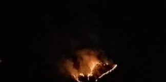 Incendi sul Summano, il vento “sferza” in montagna e città. E lo smog torna “verde” Incendi sul Summano