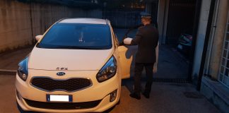 Finanza sequestra oltre 230 mila euro a una ditta tessile: indagata titolare 29enne cinese