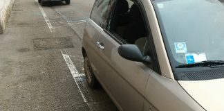 Finestrini rotti, polizia a caccia di tre uomini. E task force carabinieri finestrini auto rotti