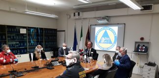 Emergenza Covid, il Veneto ha ricevuto dalla Protezione civile nazionale più materiali della Lombardia. L’Analisi Distribuzione Aiuti Coronavirus piano conferenza