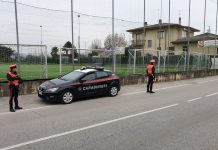Coronavirus, denunciati in 4 dai Carabinieri: viticoltore, giovani che bevono, cacciato dalla convivente Carabinieri controlli