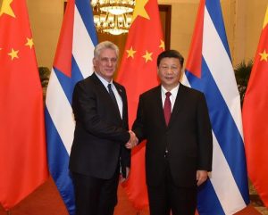 Il Presidente cinese Xi Jinping col Presidente cubano Miguel Diaz-Canel