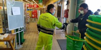 Coronavirus, in distribuzione anche nei supermercati le mascherine della Regione Veneto