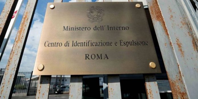 migranti-radicali