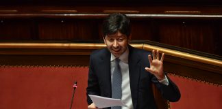 Covid, in Italia c’è Speranza…ma non troppo: “meglio di altri in Europa, ma no illusioni. Entro domani nuove misure” Roberto Speranza