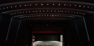 Autonomia, la sfida al centro di un dibattito a Vicenza con Calderoli e Zaia Teatro comunale di Vicenza autonomia