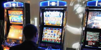 Gioco d’azzardo, Cappelletti e Guidolin (M5S): “In Veneto preoccupante aumento, la Regione ha depotenziato la legge” Slot machine, luoghi di assembramento?