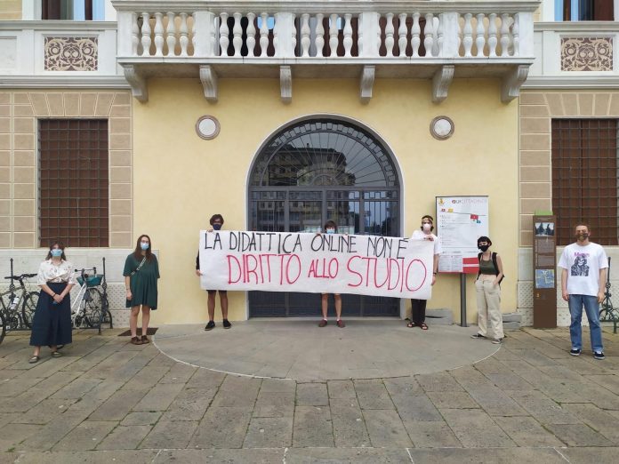 protesta scuola Coordinamento Studenti Medi Altovicentino