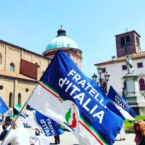 Bandiere di Fratelli d'Italia