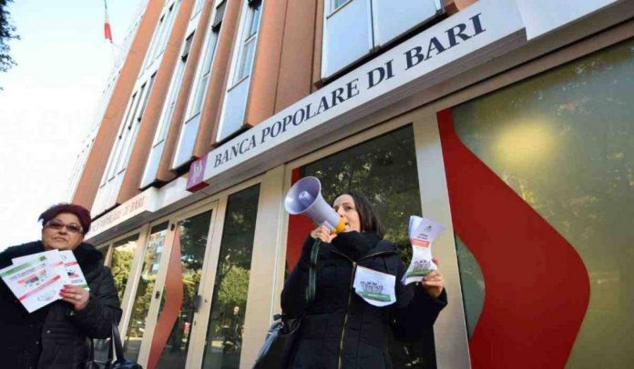 Banca Popolare di Bari, manifestazione di soci
