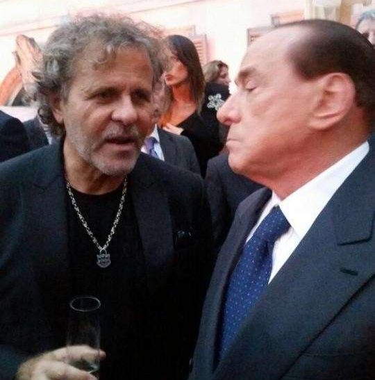 Rosso e Berlusconi
