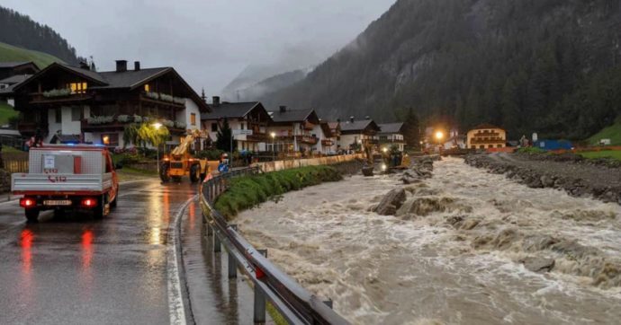 Maltempo: Adige, esondazione e chiusura Autobrennero