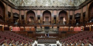 Taglio dei parlamentari, fronte bipartisan per il No con senatori e deputati di Forza Italia, Italia Viva e Partito Democratico Referendum sul taglio dei parlamentari